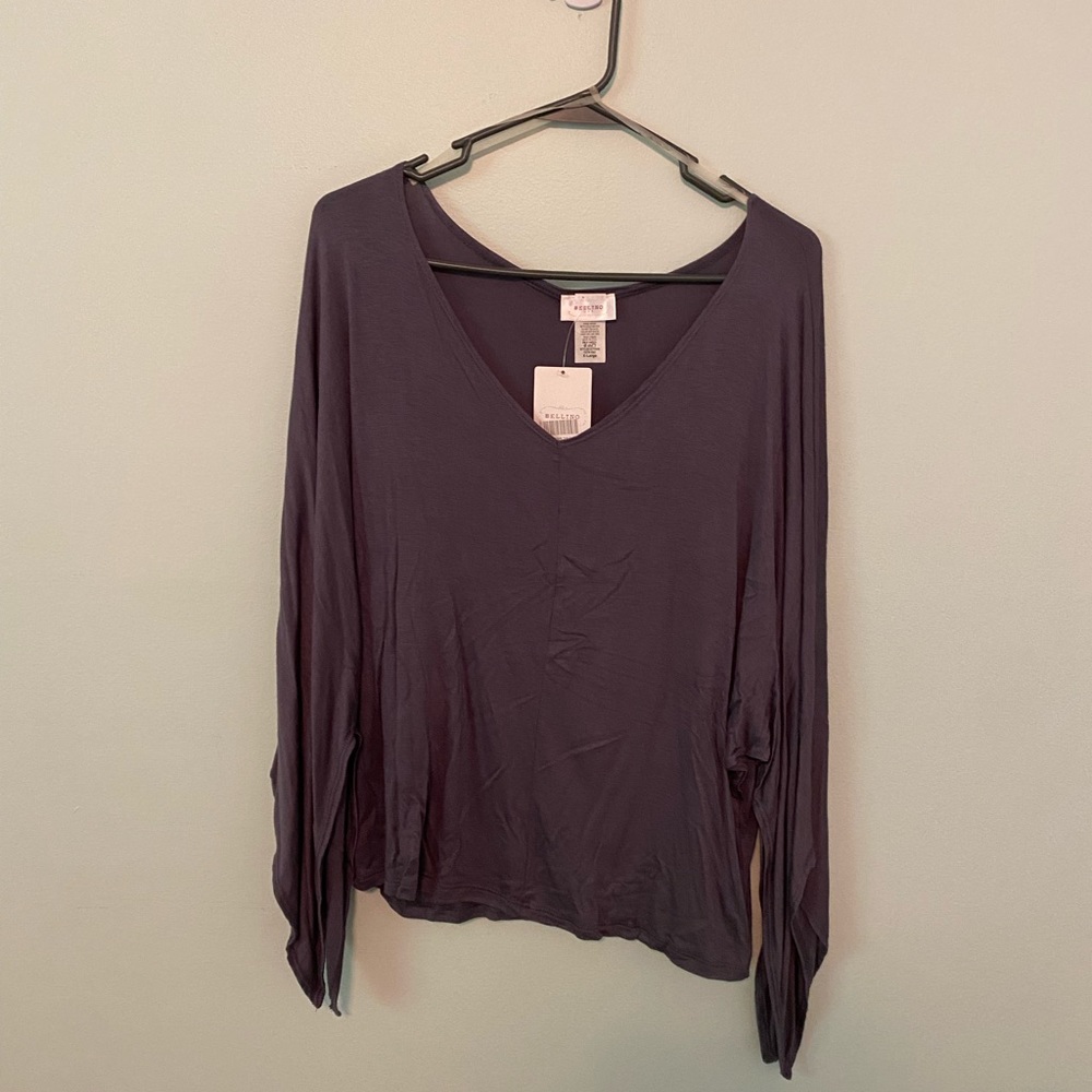 Bellino long sleeve v-neck top